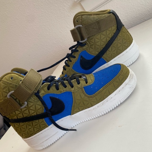 Blue/Green Air Forces/ High Tops / Size 7.5 - Picture 1 of 5